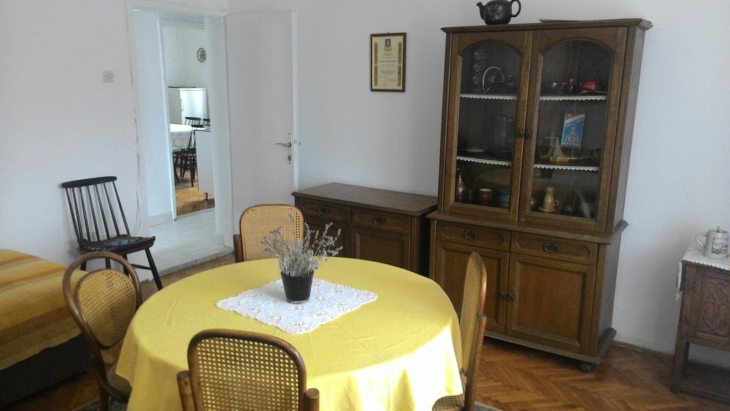 Apartments Prisnac Пакоштане Екстер'єр фото