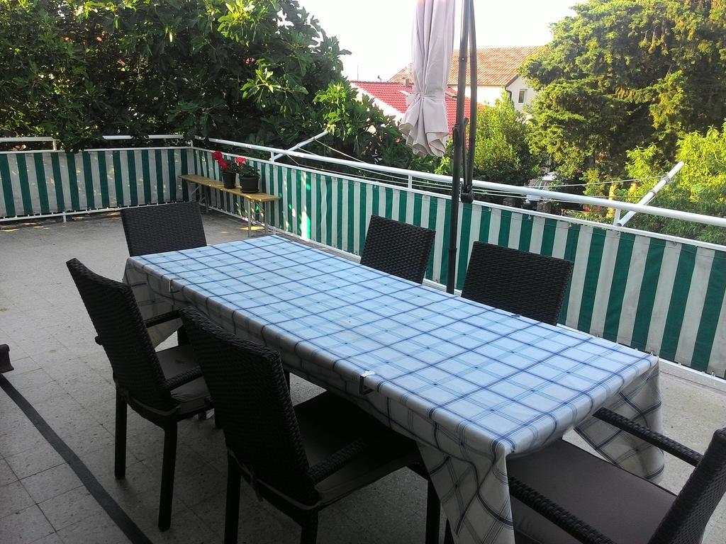 Apartments Prisnac Пакоштане Екстер'єр фото