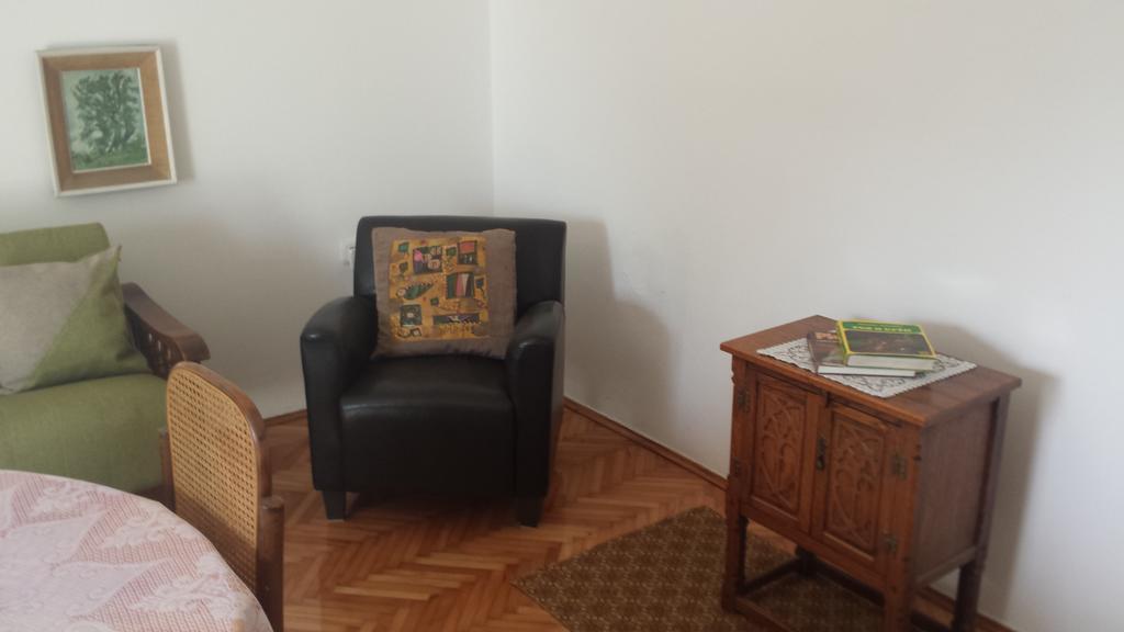 Apartments Prisnac Пакоштане Екстер'єр фото
